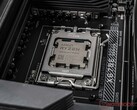 L'AMD Ryzen 7 9800X3D pourrait arriver dans le courant du mois (source d'image : Notebookcheck)