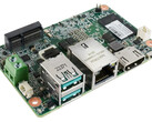 Le DFI PCSF51 sera disponible avec l'un des trois APU AMD Ryzen Embedded R2000. (Source de l'image : DFI)