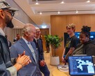 Tim Cook avec le roi Charles III au siège d’Apple à Battersea Power Station