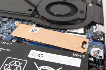 Dissipateur thermique en cuivre pour un seul des deux emplacements SSD M.2 PCIe4