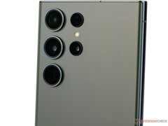 Les performances de la caméra devraient s'améliorer sur l'ensemble de la série Galaxy S23 après l'installation de l'AWF1, Galaxy S23 Ultra inclus. (Source de l'image : NotebookCheck)