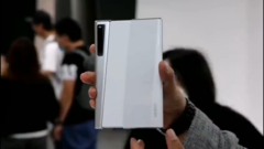 L'OPPO X 2021 apparemment dans la nature. (Source : Twitter)