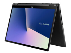 En test : l'Asus ZenBook Flip 15 UX563FD (90NB0NT1-M00520). Modèle de test aimablement fourni par Asus Allemagne.