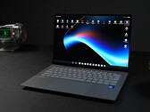 L’Asus Googlebook 14 pèse moins de 1 kg (2,2 lb).