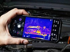 G3 Pro : Smartphone avec caméra thermique. (Source de l'image : AGM)