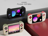 Le Pocket AIR Mini sera légèrement plus petit que le modèle concurrent Anbernic RG476H. (Source de l'image : Ayaneo - édité)