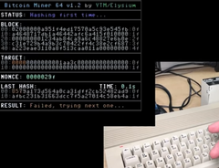 Le C64 du moddeur en train de miner un bloc de test (Image source : 8 Bit Show And Tell)
