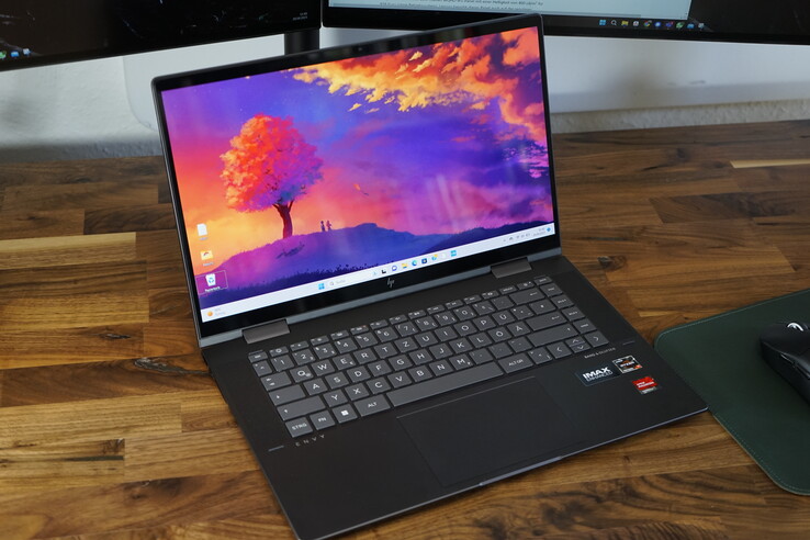 HP Envy x360 15 AMD avec écran OLED