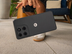 Le Moto G37 Power est certifié IP64 et MIL-STD-810H.