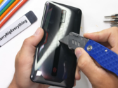 Le RedMagic 6 se prépare à subir une épreuve exténuante. (Source : YouTube)