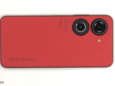 Le Zenfone 9. (Source : PBKReviews via YouTube)