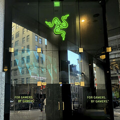La boutique ferme ses portes la semaine même du lancement du Blade 16 2025 (Image source : Razer)
