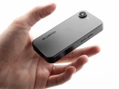 Le Bluefox NX1, extrêmement compact, est doté d'un écran d'à peine 4 pouces de diagonale. (Source de l'image : Bluefox)