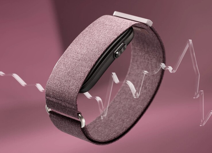 Il y a un bouton sur l'un des côtés du Garmin CIRQA.