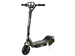 Jeep a dévoilé le scooter électrique tout-terrain Razor RX200 pour les adultes très légers (Image : Razor)