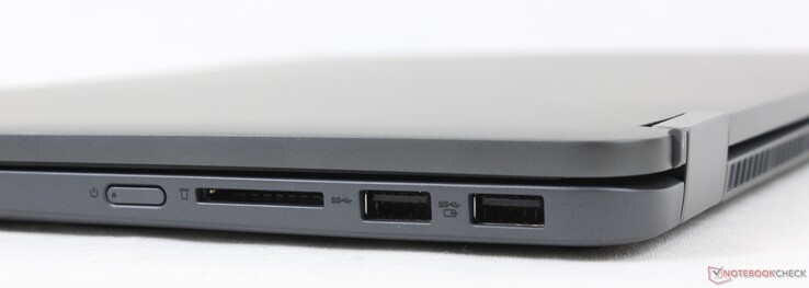 Droite : Bouton d'alimentation, lecteur de carte SD, 2x USB-A 3.2 Gen. 1