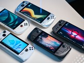 Divers PC de jeu portables sur une table