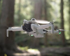 Le Mini 4 Pro reste le plus récent drone 249 g de DJI. (Source de l'image : DJI - édité)