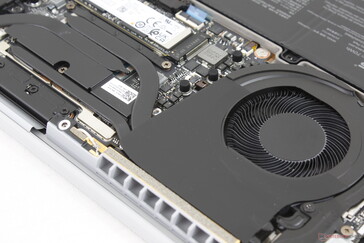 Nous n'avons remarqué aucun bruit électronique ni aucun ronflement de bobine sur notre appareil d'essai