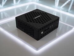 Le mini PC Zotac Zbox CI360 nano est arrivé avec une puce Intel Twin Lake à quatre cœurs. (Source de l'image : Zotac, édité)