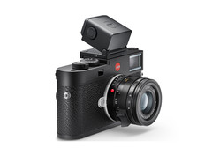 Le Leica M11 dispose d&#039;un nouveau capteur, d&#039;un viseur électronique et d&#039;un module Wi-Fi plus rapide, entre autres changements. (Image source : Leica)