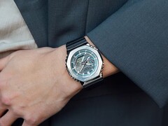 Les nouveaux modèles devraient être équipés d&#039;un boîtier métallique brillant et d&#039;un bracelet en uréthane confortable. (Sur la photo : G-Shock GBM-2100A) (Crédit photo : Casio Japan)