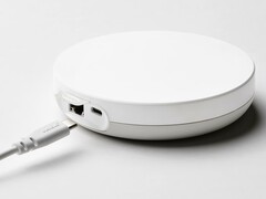 Le Dirigera Hub d'IKEA (photo) peut désormais faire office de contrôleur Matter. (Source de l'image : IKEA)