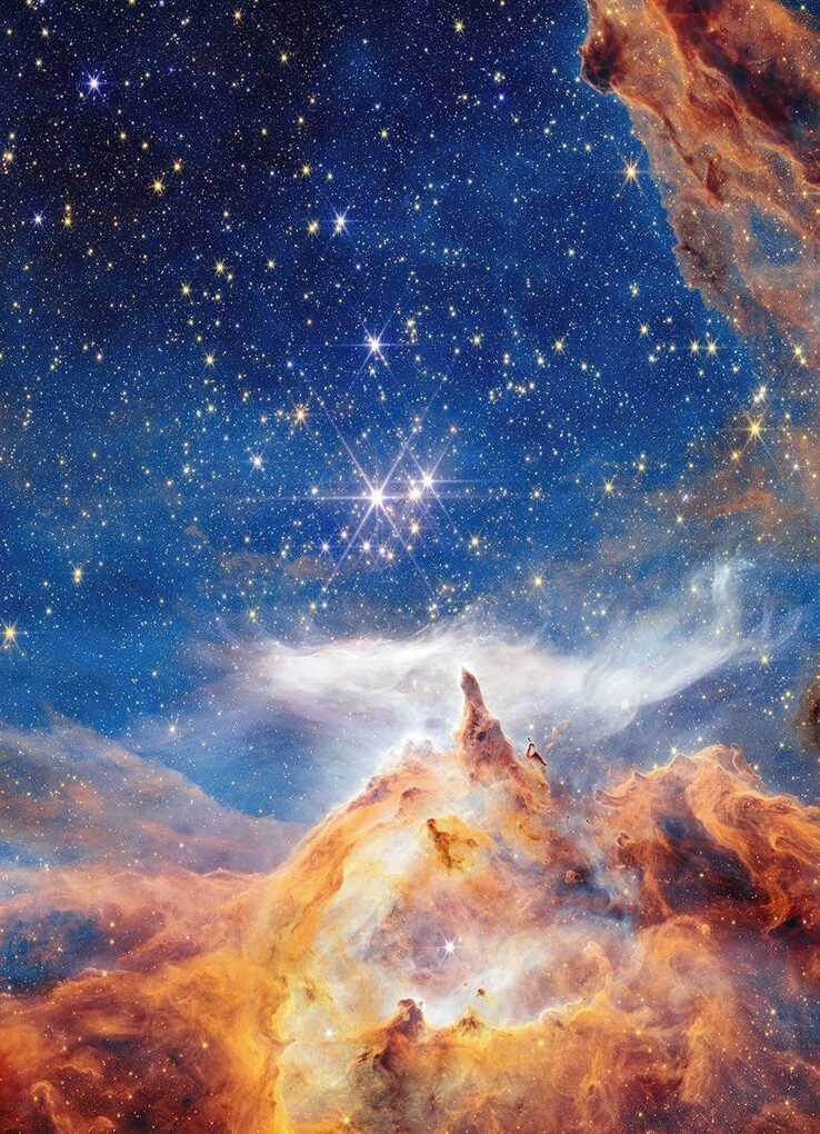 Webb a capturé cette scène étincelante de naissance d'étoiles dans Pismis 24, un jeune amas d'étoiles situé à environ 5 500 années-lumière de la Terre dans la constellation du Scorpion (Source de l'image : NASA, ESA, CSA, et STScI)