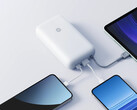 La nouvelle batterie externe d’entrée de gamme de 20,000 mAh de Xiaomi est disponible en noir et en blanc.
