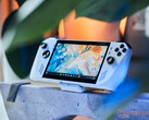 Le ROG Ally a obtenu de bons résultats lors de notre test, mais sa batterie de 40 Wh sera épuisée à plein régime. (Source de l'image : NotebookCheck)