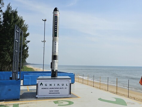 La fusée Agnibaan sur le pas de tir (Image Source : Agnikul)