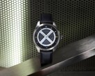 La nouvelle montre Citizen sur le thème des X-Men présente un logo "X" proéminent centré dans un anneau argenté. 
