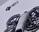 La DJI Neo 2 ressemble à une DJI Neo améliorée avec des améliorations sur tous les plans. (Source de l'image : via OsitaLV)