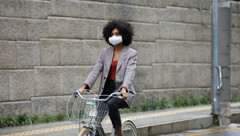 Le purificateur d'air portable PuriCare peut filtrer jusqu'à 99,95 % des particules d'air dangereuses. (Source de l'image : LG)