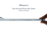 Apple a récemment dévoilé l'iPhone Air, l'iPhone le plus fin jamais conçu. (Source de l'image : Apple)