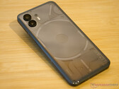 Nothing OS 2.0.2a apporte d'innombrables changements au Phone (2), bien qu'il s'agisse d'une mise à jour intermédiaire. (Source de l'image : Notebookcheck)