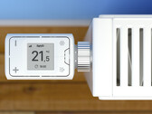 AVM a lancé un nouveau robinet thermostatique intelligent, le FRITZ!DECT 302. (Image source : AVM)