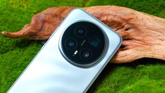 Comparaison des caractéristiques de l'appareil photo des principaux téléphones portables chinois, dont le Honor Magic 8 Pro. (Source de l'image : Weibo)