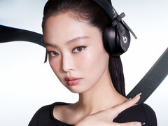 Le dernier casque en collaboration entre Beats et Jennie sortira le 24 avril 2026.