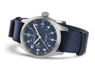 La Hamilton Khaki Field Power Reserve 40 mm à cadran bleu