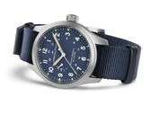 La Hamilton Khaki Field Power Reserve 40 mm à cadran bleu