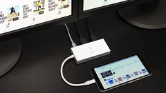 La station d&#039;accueil pratique Accell Air USB-C et HDMI fonctionne sur les deux ordinateurs portables et sur certains smartphones Android (Source : Accell)