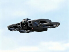 Le DJI Avata 360 peut fonctionner comme un drone FPV classique plutôt que comme un drone 360°. (Source de l'image : via Hakasushi)