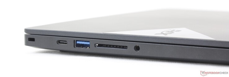 A gauche : Verrouillage Kensington, USB-C 3.0 Gen. 2, lecteur de carte SD, prise audio 3,5 mm