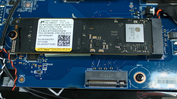 SSD NVMe et emplacement M.2 libre (mais inutilisable)