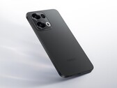 L'Oppo Reno 13 Pro 5G pourrait être le tueur d'un flagship. (Source de l'image : Florian Schmidt/Notebookcheck)