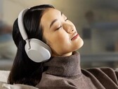 Le WH-1000XM5 de Sony est plus polyvalent grâce à sa dernière mise à jour. (Source de l'image : Sony)