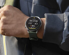 Xiaomi commercialise la Watch 5 dans le monde entier en deux couleurs avec un écran de 1 500 nit.
