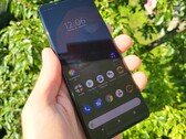 Le Xperia 5 III est l'un des deux smartphones Sony désormais éligibles pour Android 12. (Image source : NotebookCheck)