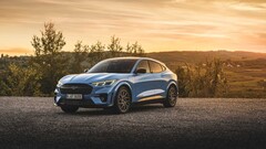 La division des véhicules électriques de Ford a la réputation de perdre de l'argent, malgré l'accueil généralement positif réservé à des voitures telles que la Mustang Mach-E. (Source : Ford)